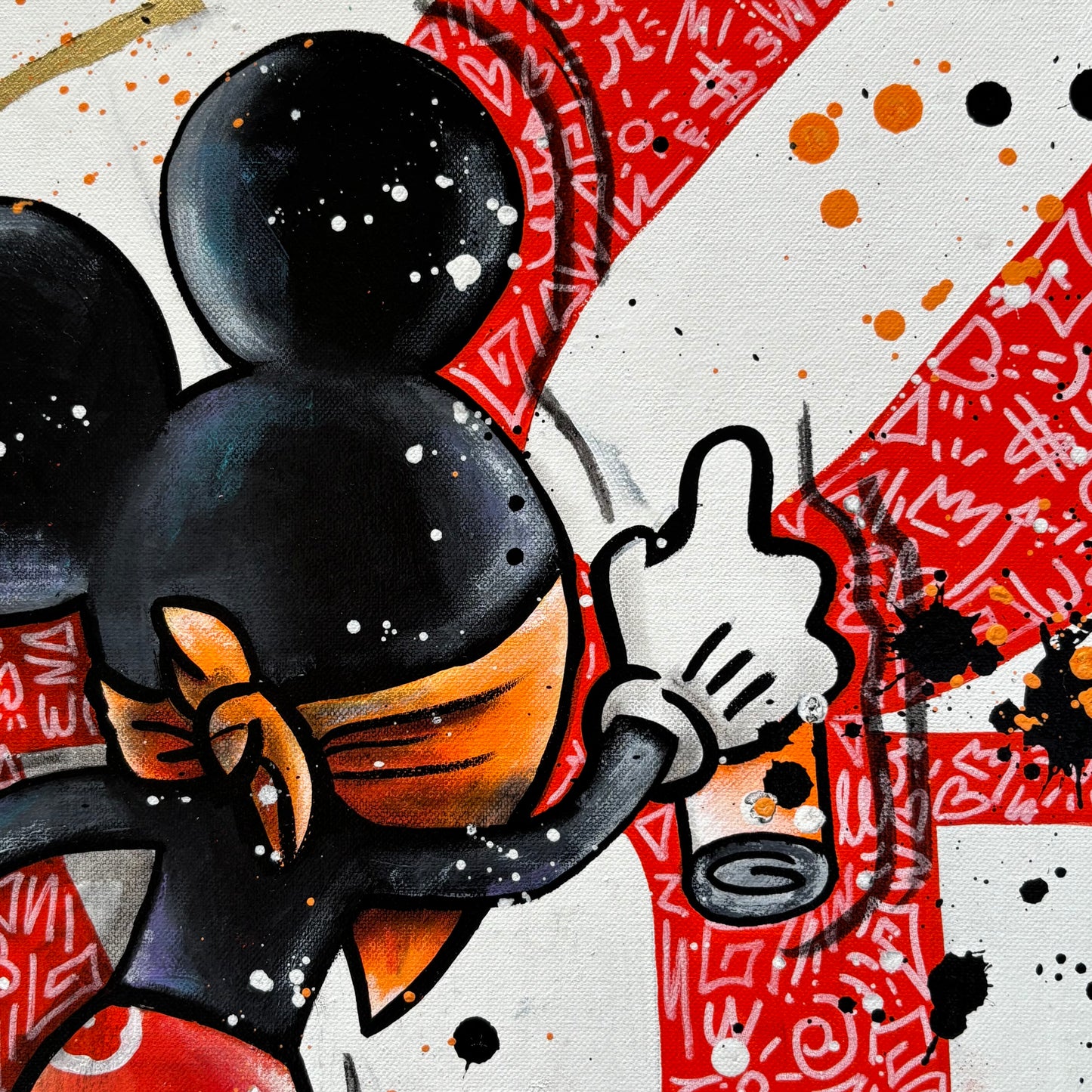 Mickey makes graffiti