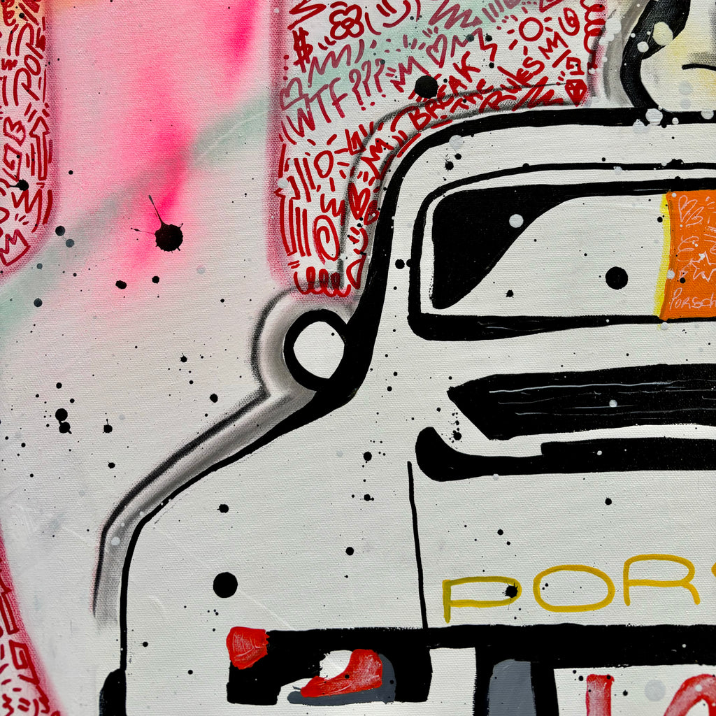 Snoopy likes Porsche